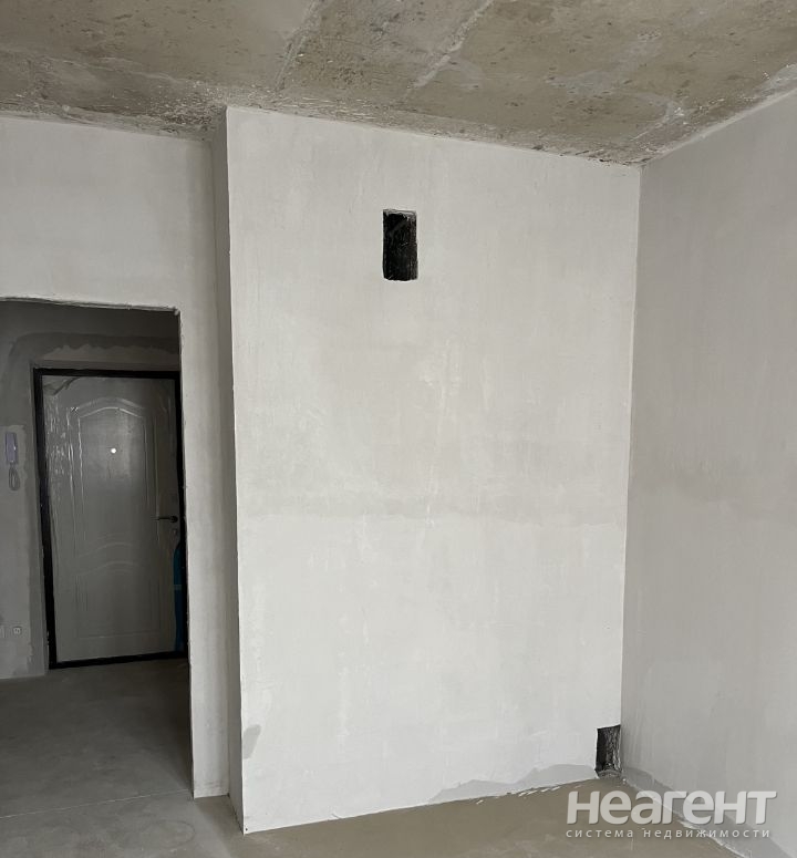 Продается 1-комнатная квартира, 41 м²