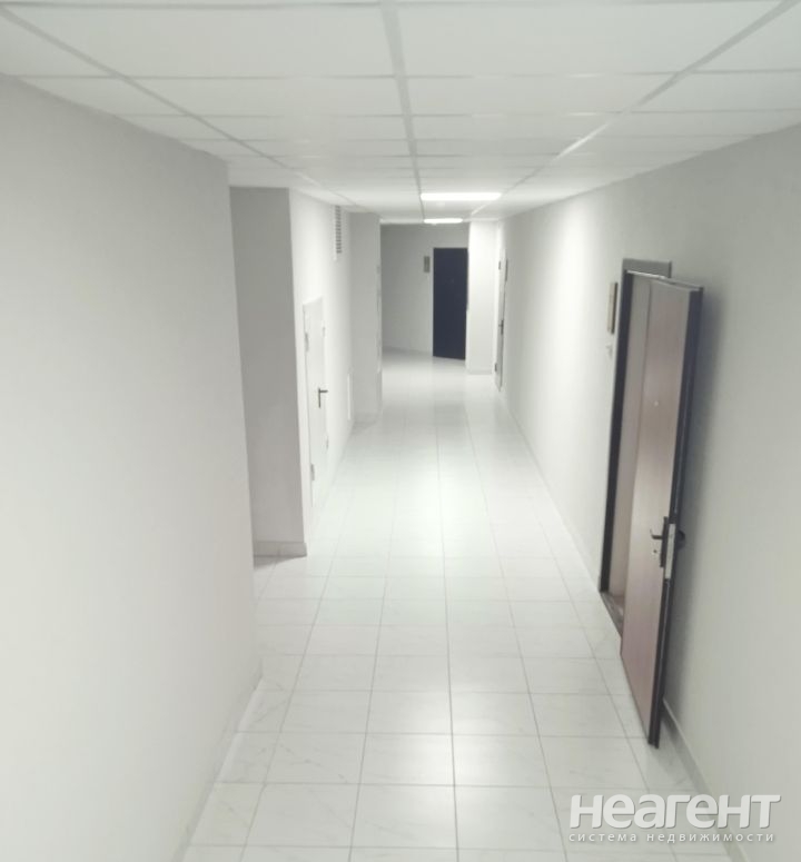 Продается 3-х комнатная квартира, 77 м²