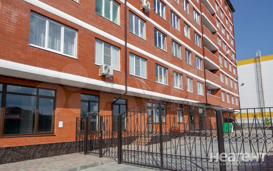 Сдается 1-комнатная квартира, 40 м²