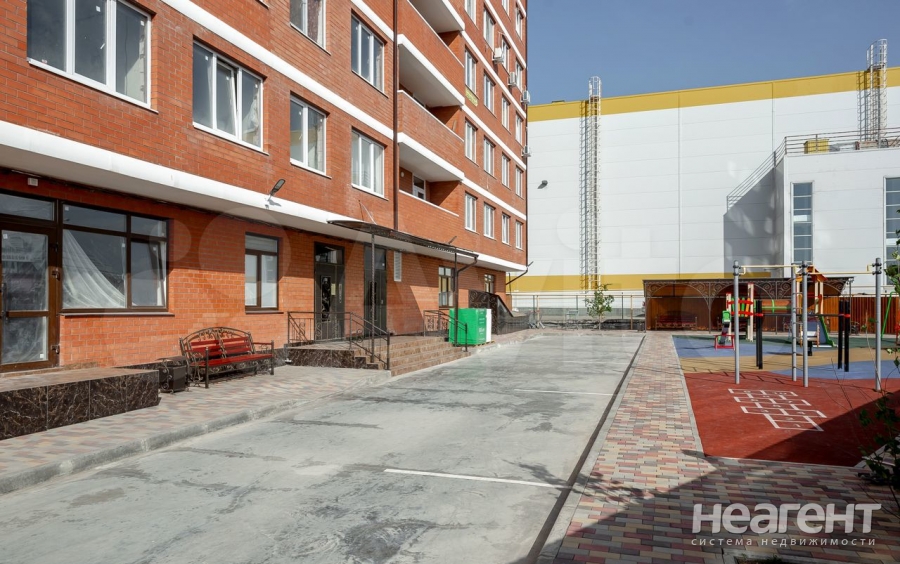 Сдается 1-комнатная квартира, 40 м²