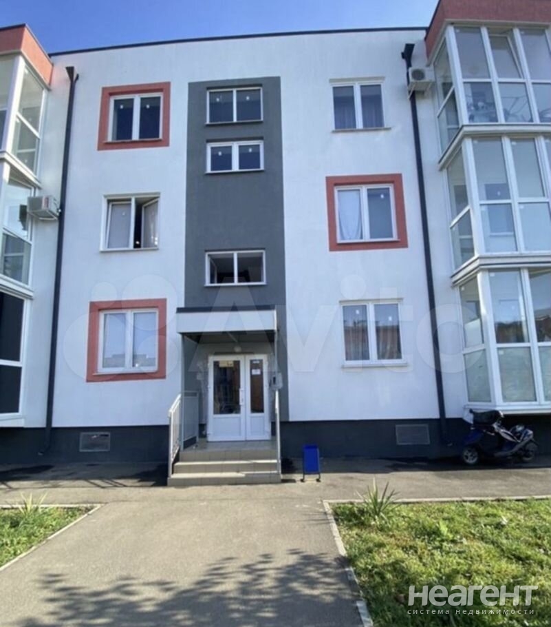 Продается 1-комнатная квартира, 38 м²