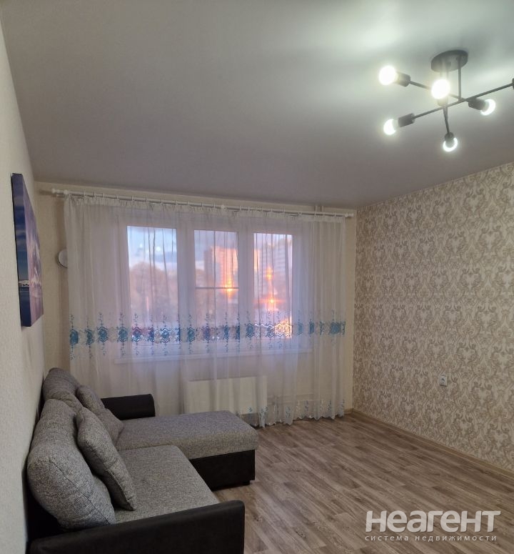 Сдается 2-х комнатная квартира, 59,1 м²