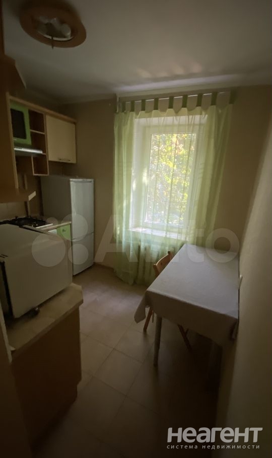 Продается 1-комнатная квартира, 32,6 м²