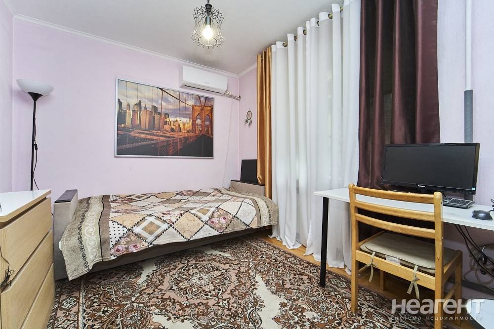 Продается 3-х комнатная квартира, 63,3 м²