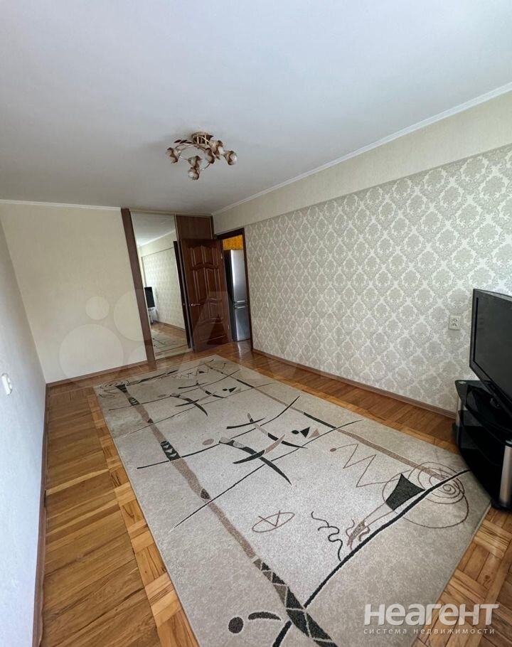 Продается 1-комнатная квартира, 30,2 м²