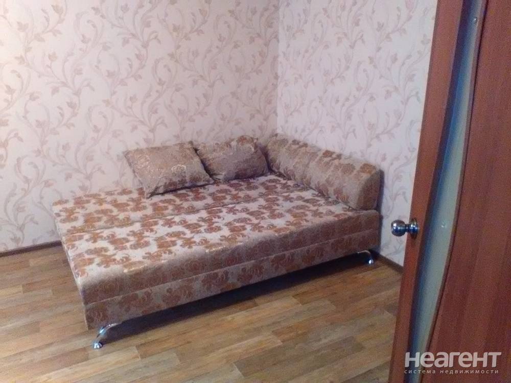 Сдается 1-комнатная квартира, 33 м²