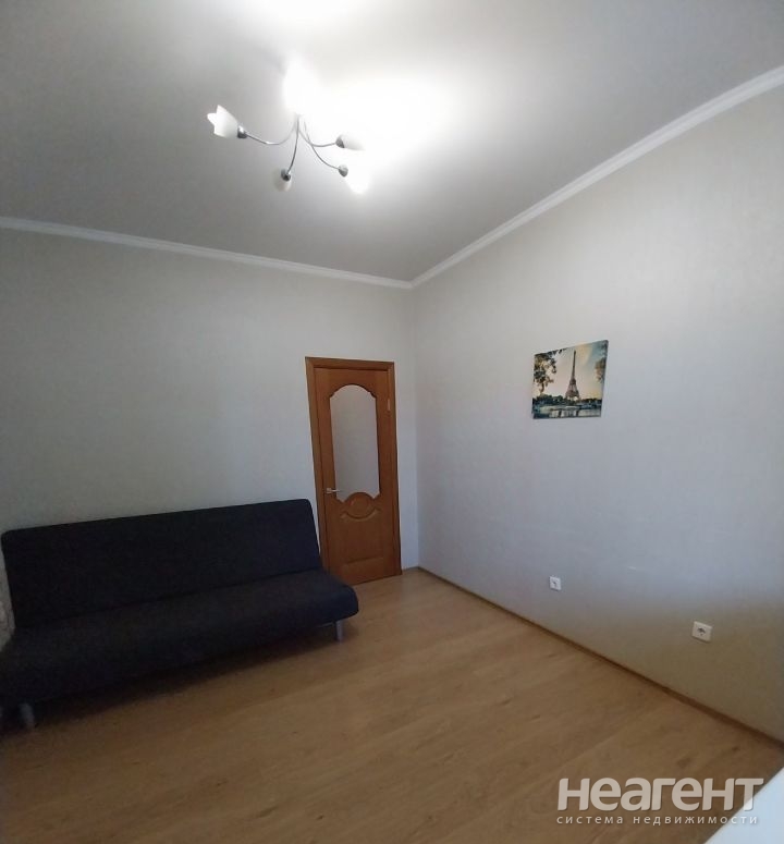 Продается 1-комнатная квартира, 51 м²