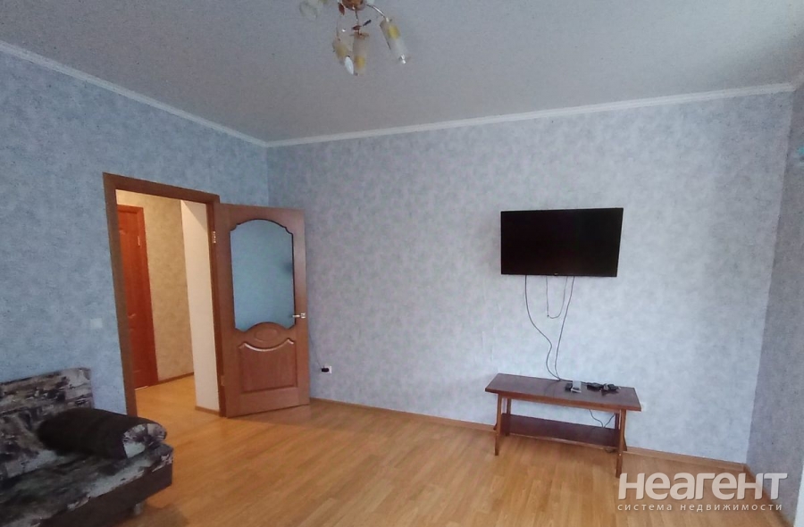 Продается 1-комнатная квартира, 51 м²