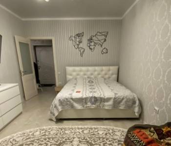 Продается 1-комнатная квартира, 41 м²