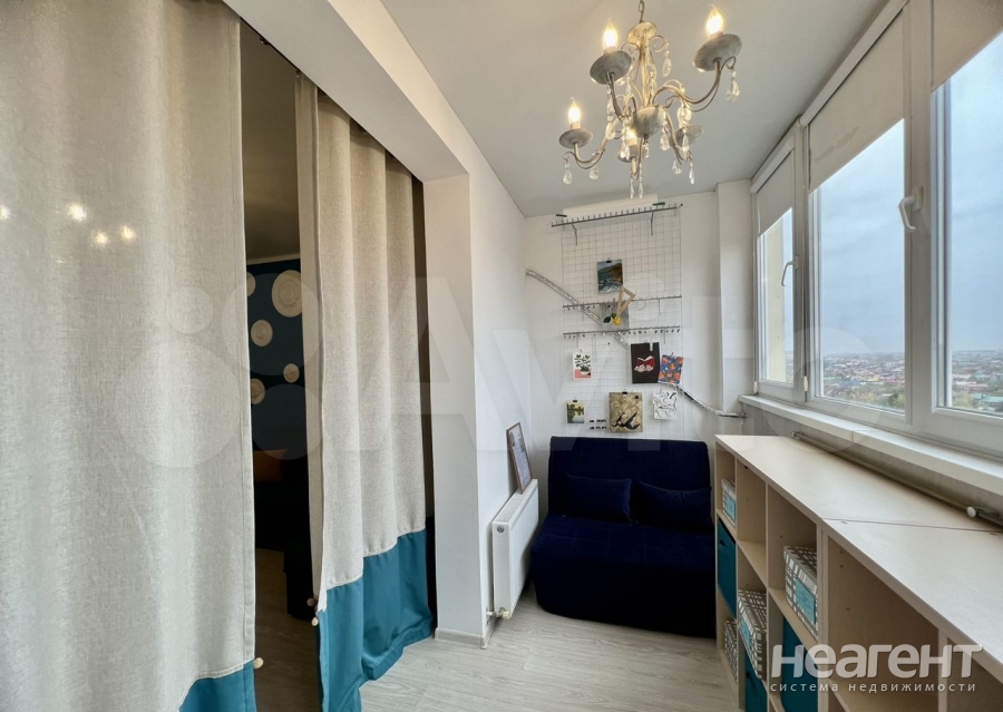 Продается 1-комнатная квартира, 36 м²