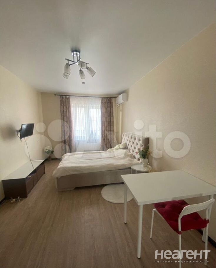 Продается 1-комнатная квартира, 36 м²