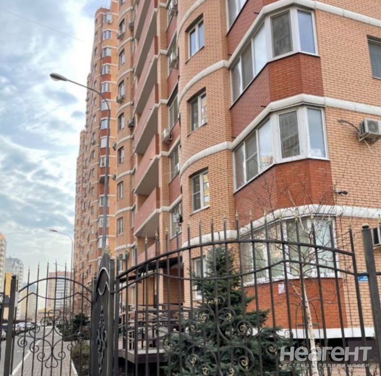 Продается 3-х комнатная квартира, 95 м²