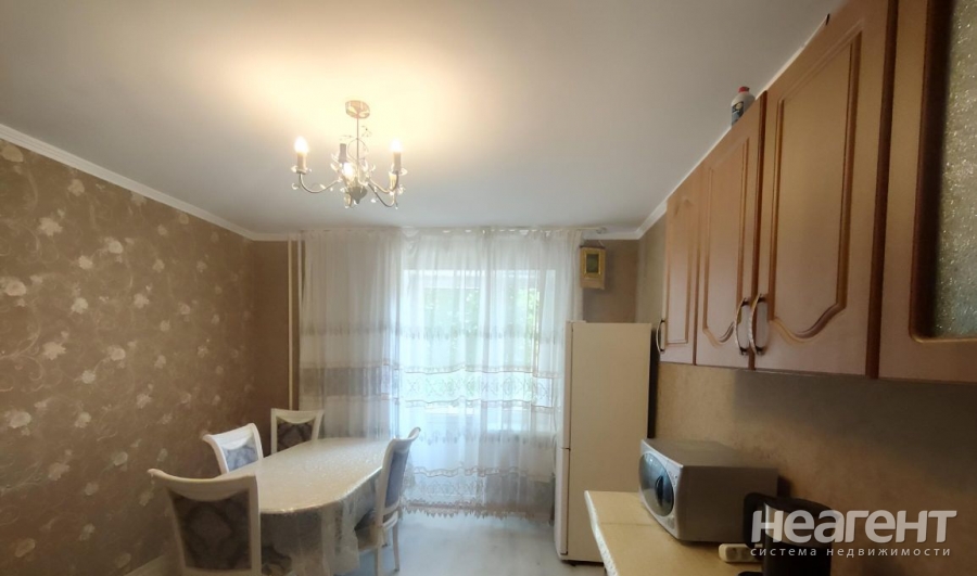 Продается 1-комнатная квартира, 56,3 м²