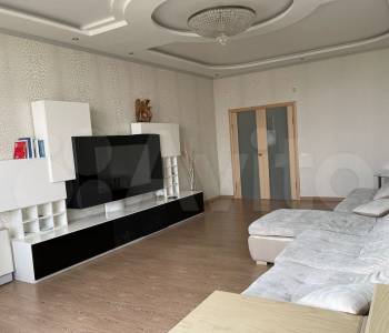 Продается Многокомнатная квартира, 136 м²