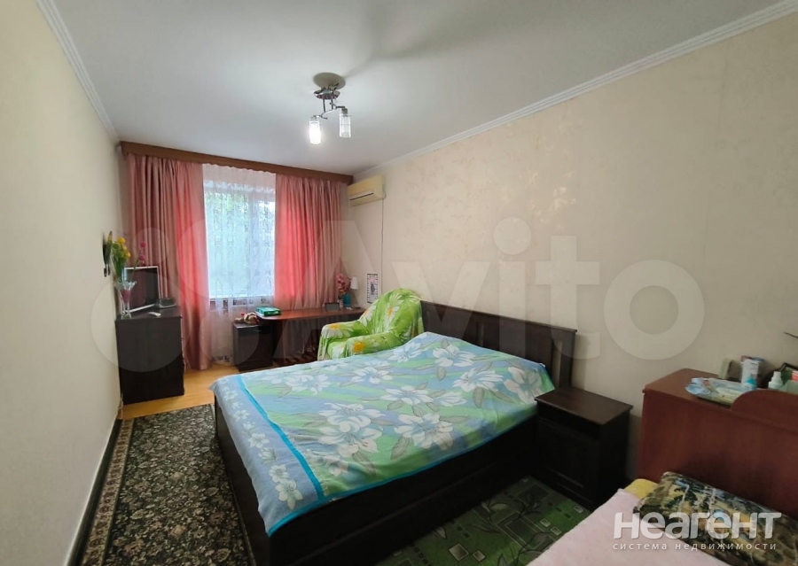 Продается 3-х комнатная квартира, 101 м²