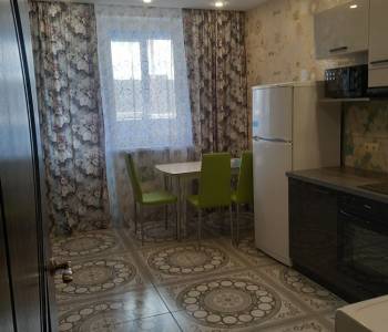 Сдается 1-комнатная квартира, 39 м²