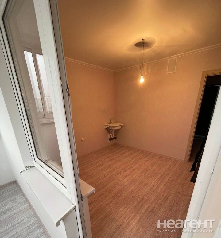 Продается 1-комнатная квартира, 30,1 м²