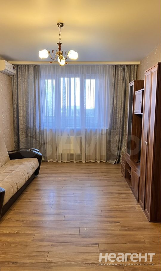 Продается 1-комнатная квартира, 44,3 м²