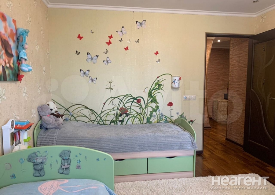 Продается 3-х комнатная квартира, 100 м²