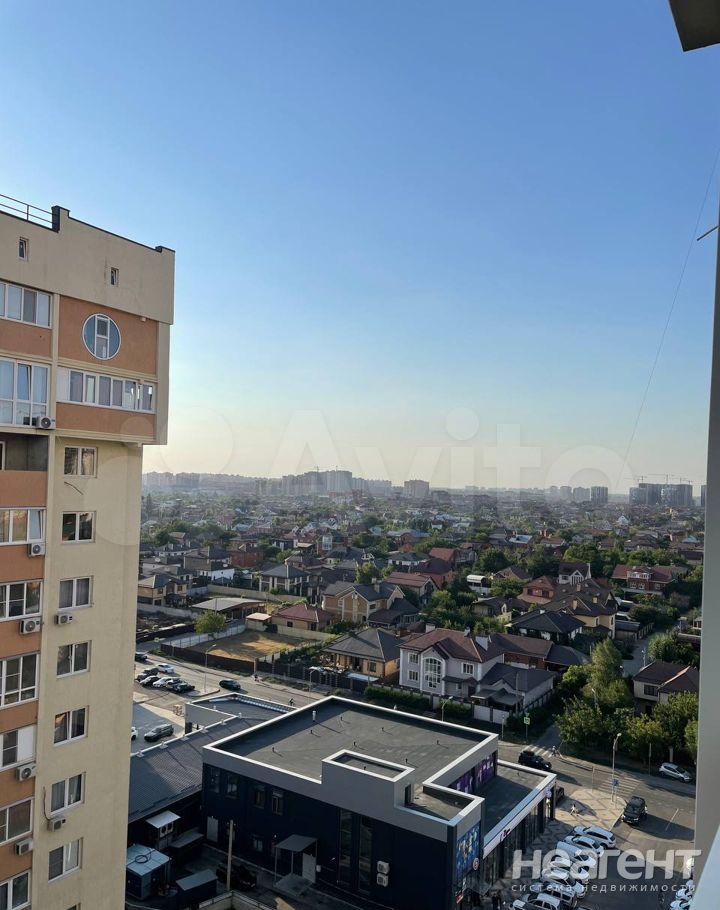 Продается 1-комнатная квартира, 35 м²