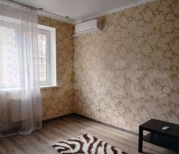 Продается 1-комнатная квартира, 32 м²