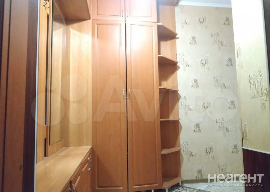 Продается 1-комнатная квартира, 32,8 м²