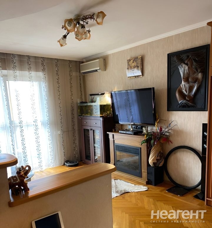 Продается 3-х комнатная квартира, 81,8 м²