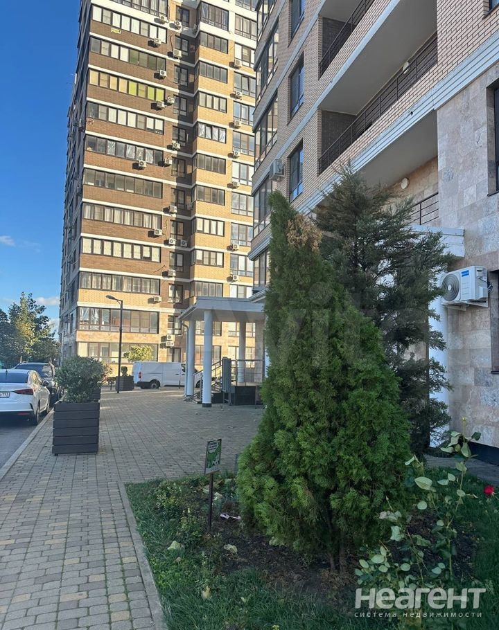 Продается 1-комнатная квартира, 38,2 м²