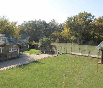 Продается Нежилое помещение, 329,3 м²