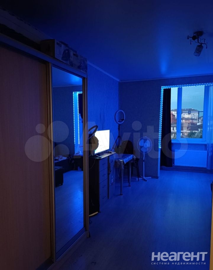 Продается 1-комнатная квартира, 30,9 м²