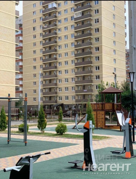 Продается 1-комнатная квартира, 42,3 м²