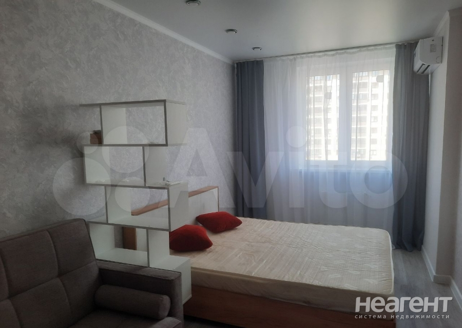 Продается 1-комнатная квартира, 41,9 м²