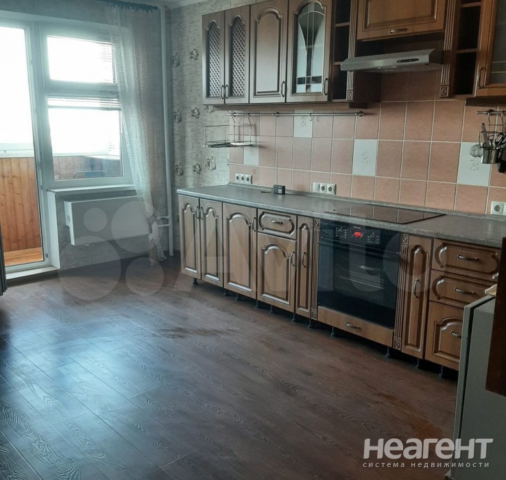 Продается 2-х комнатная квартира, 67,7 м²