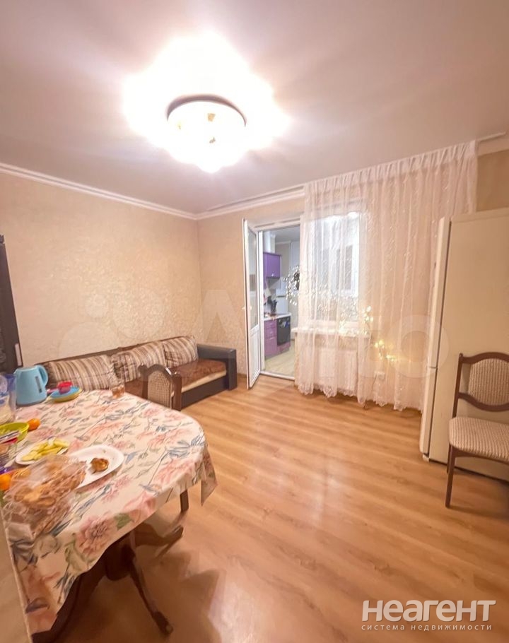 Продается 2-х комнатная квартира, 74 м²