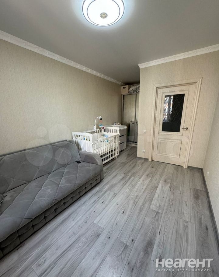 Продается 1-комнатная квартира, 36 м²