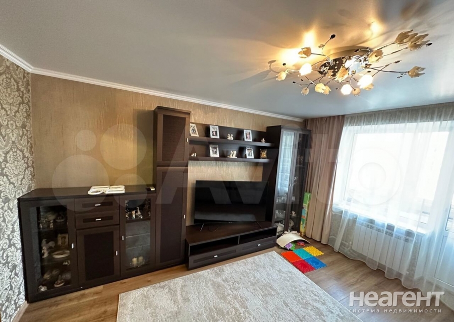 Продается 3-х комнатная квартира, 64 м²