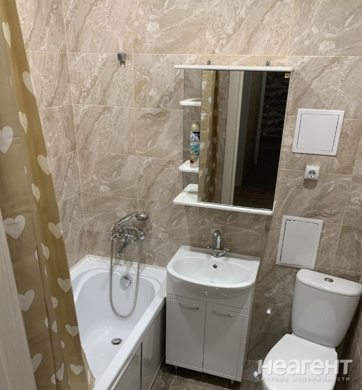 Сдается 2-х комнатная квартира, 40 м²