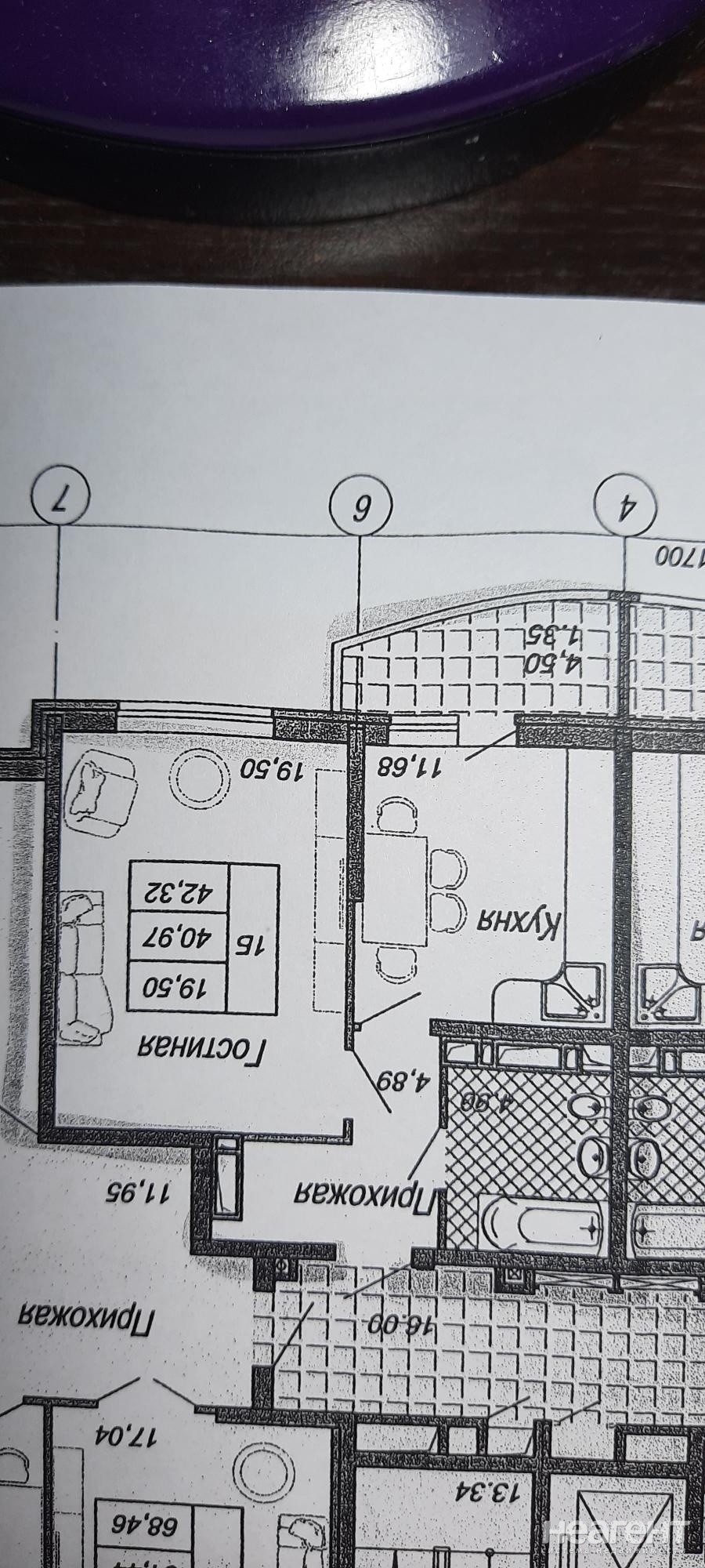 Продается 1-комнатная квартира, 42 м²