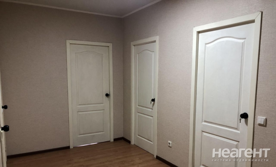 Продается 2-х комнатная квартира, 61,5 м²