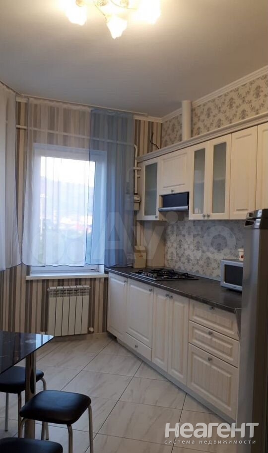 Продается 1-комнатная квартира, 40 м²