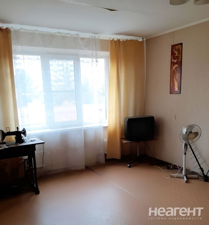 Продается 1-комнатная квартира, 37,8 м²