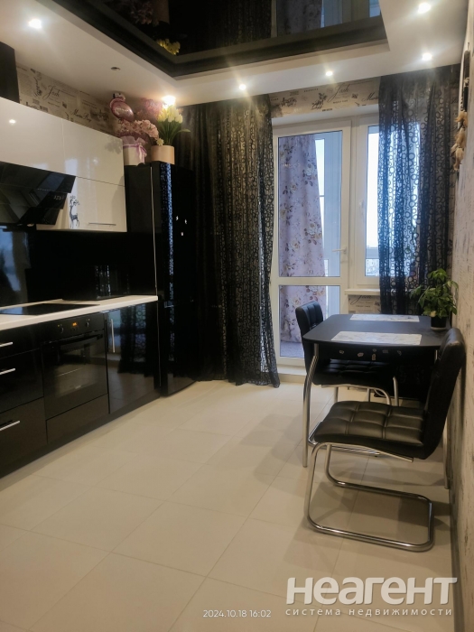 Продается 1-комнатная квартира, 38,5 м²