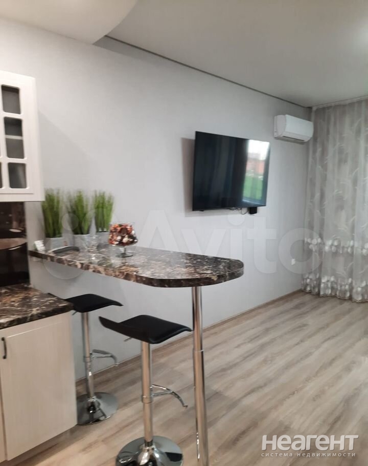 Продается 1-комнатная квартира, 36 м²