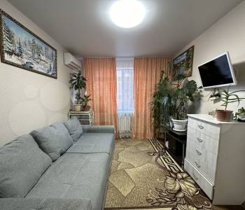 Продается 1-комнатная квартира, 46 м²