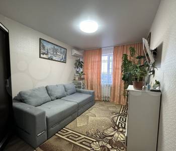 Продается 1-комнатная квартира, 46 м²