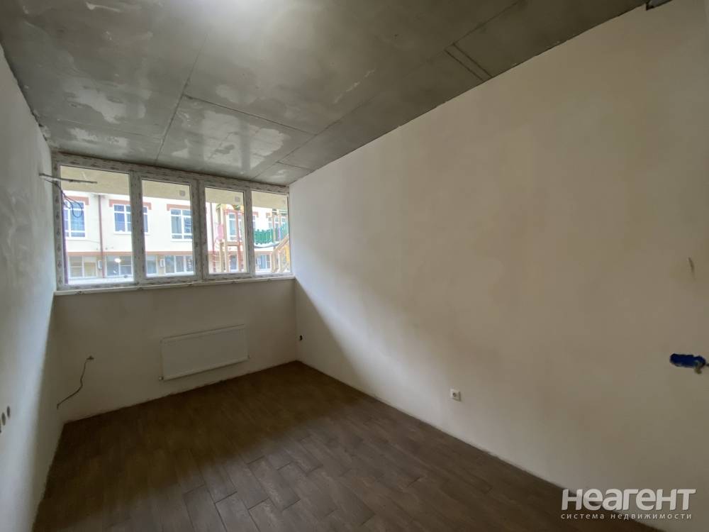 Продается 1-комнатная квартира, 36 м²