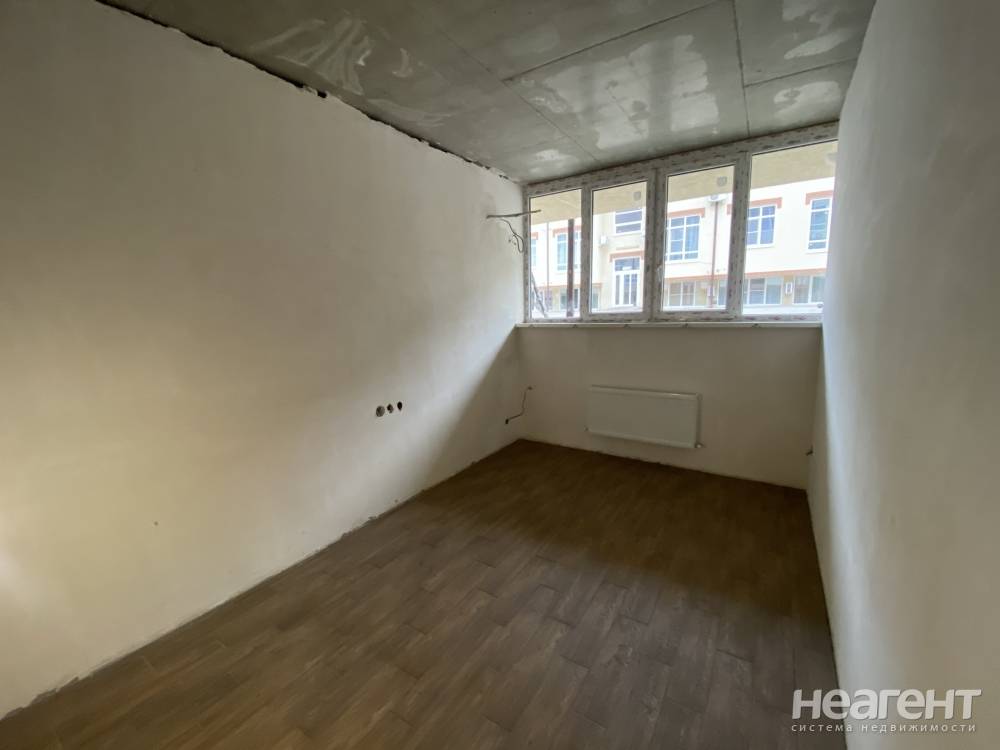 Продается 1-комнатная квартира, 36 м²