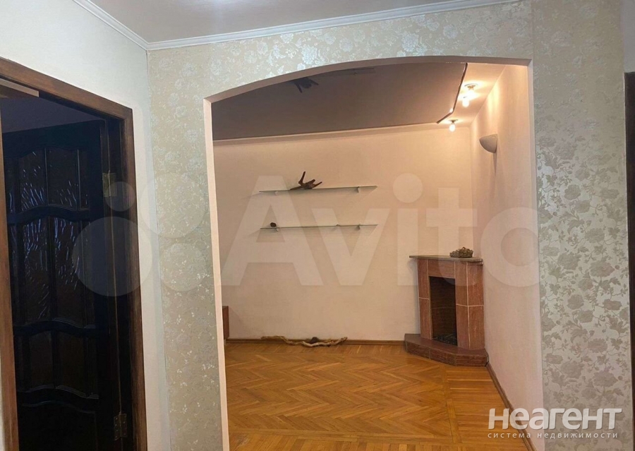 Продается 3-х комнатная квартира, 63 м²