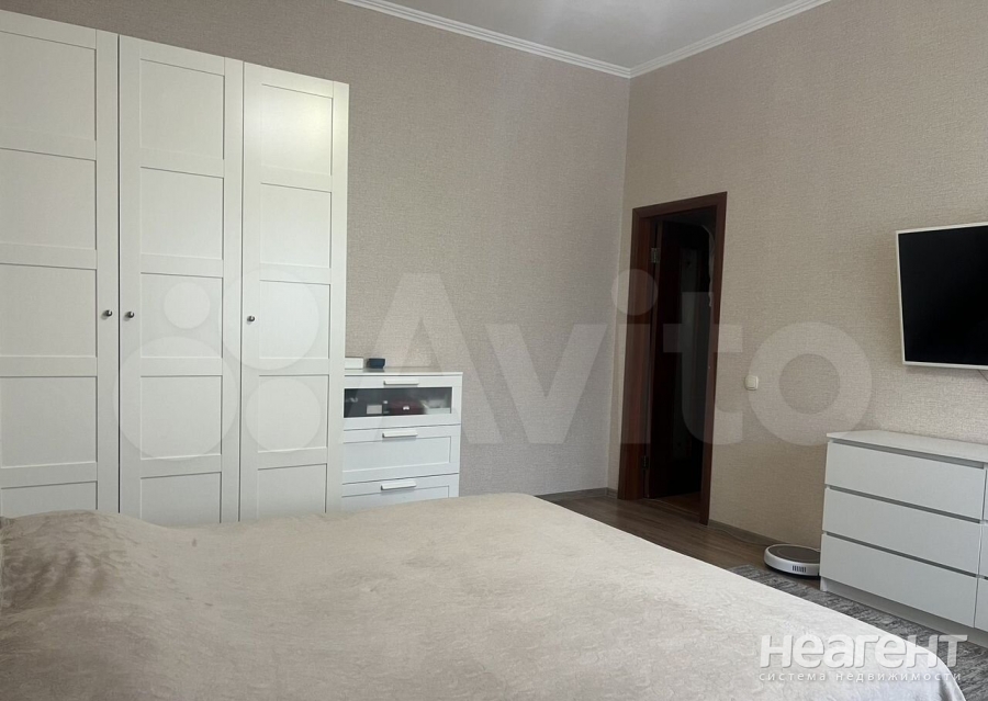 Продается 1-комнатная квартира, 38,6 м²