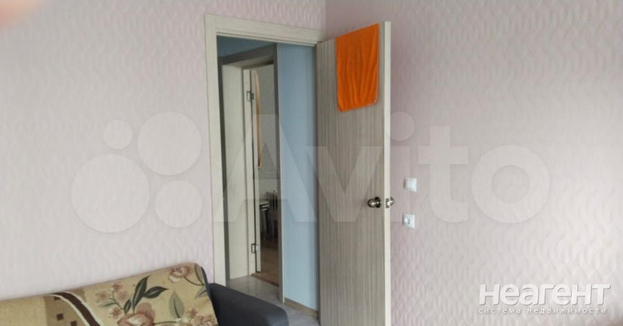 Продается 1-комнатная квартира, 38 м²